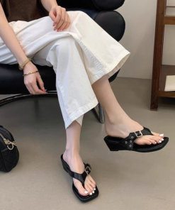 Vintage Minimalist Women's Flip Flops, 2026 New Wedge Sandals, Stylish Summer Beach Shoes For Dresses